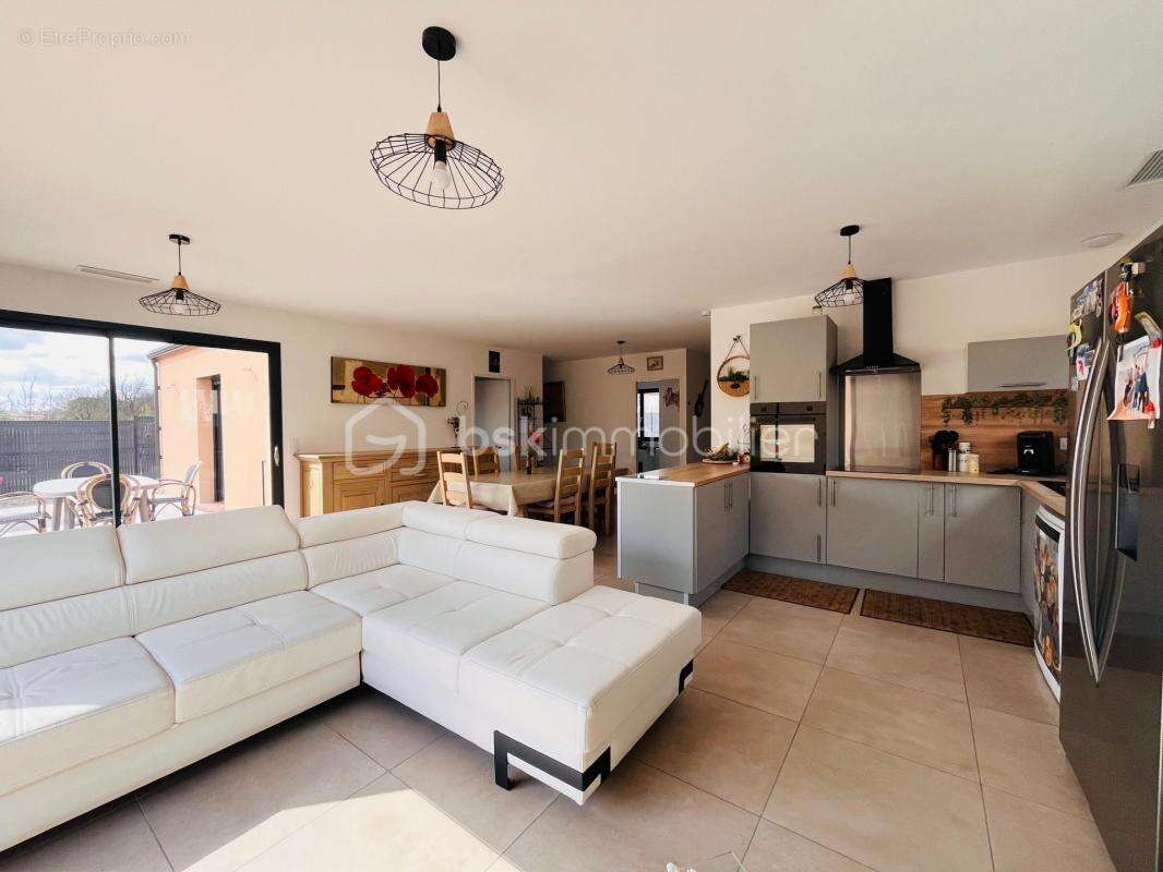 Maison à CAZEDARNES