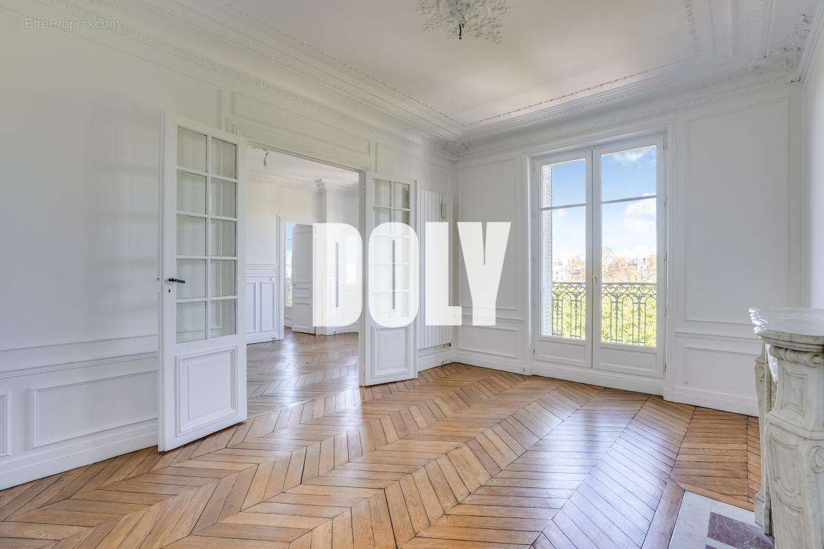 Appartement à PARIS-12E