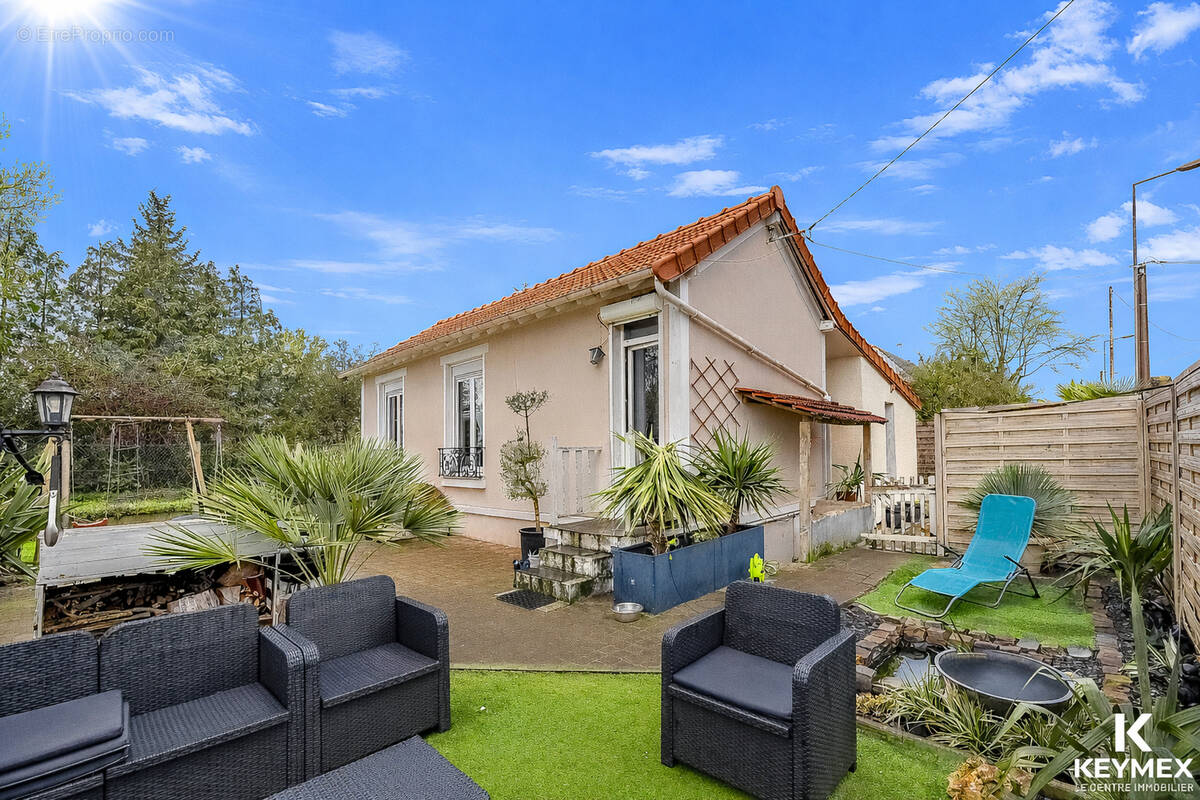 Maison à SAINT-OUEN-L'AUMONE