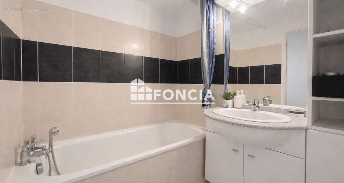 Appartement à AUCAMVILLE