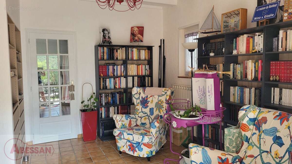 Maison 144 m² à Lagrand  - photo 8