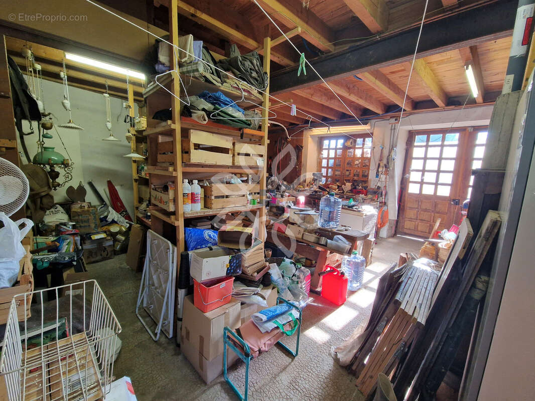 Autre à VILLENEUVE-D&#039;ALLIER