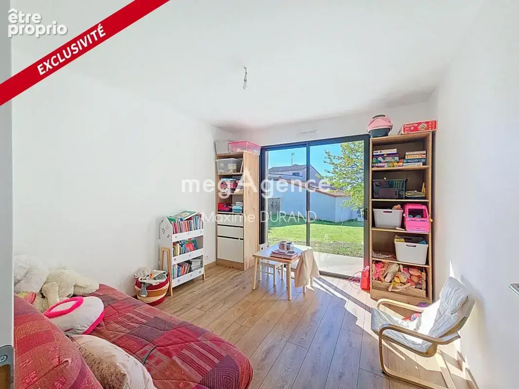 Maison de caractère avec grand terrain et studio avec revenu locatif - photo 12
