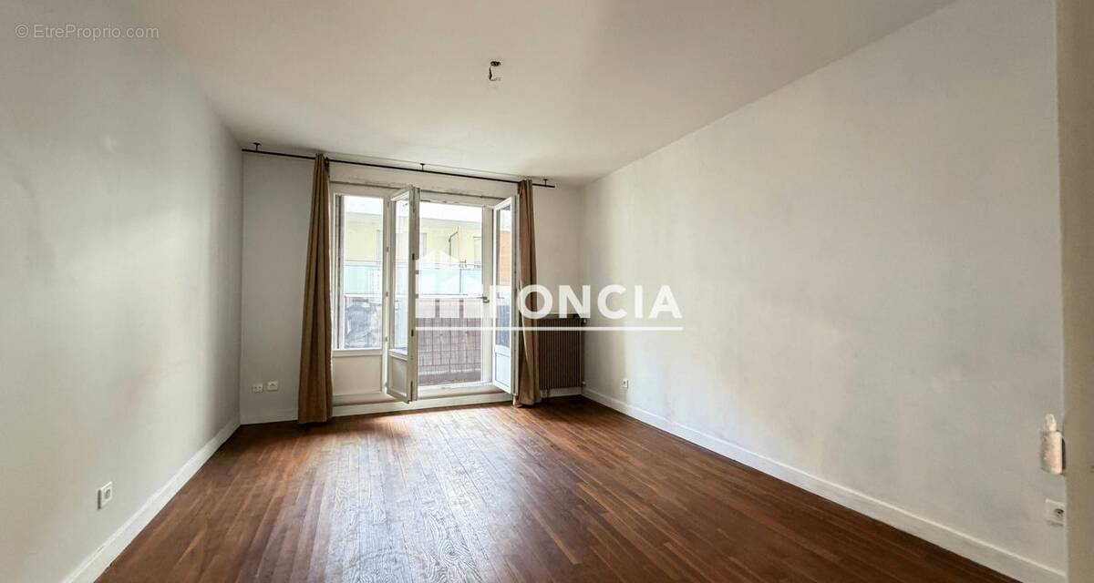 Appartement à VILLEURBANNE