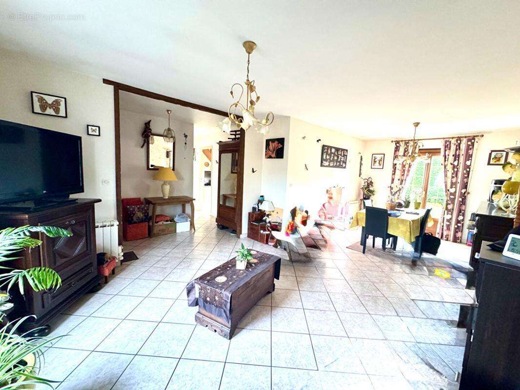 Maison à TROSLY-BREUIL