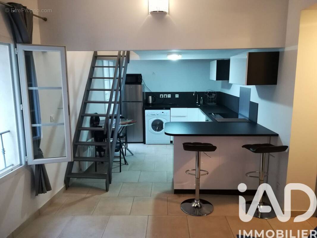 Photo 1 - Appartement à SAINT-MAXIMIN-LA-SAINTE-BAUME