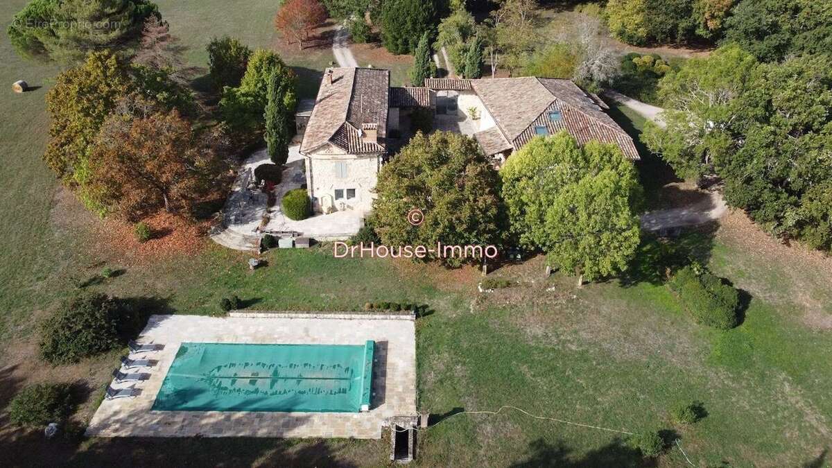 Maison 12 pièces 420 m² à vendre à Amarens (81170) - photo 2