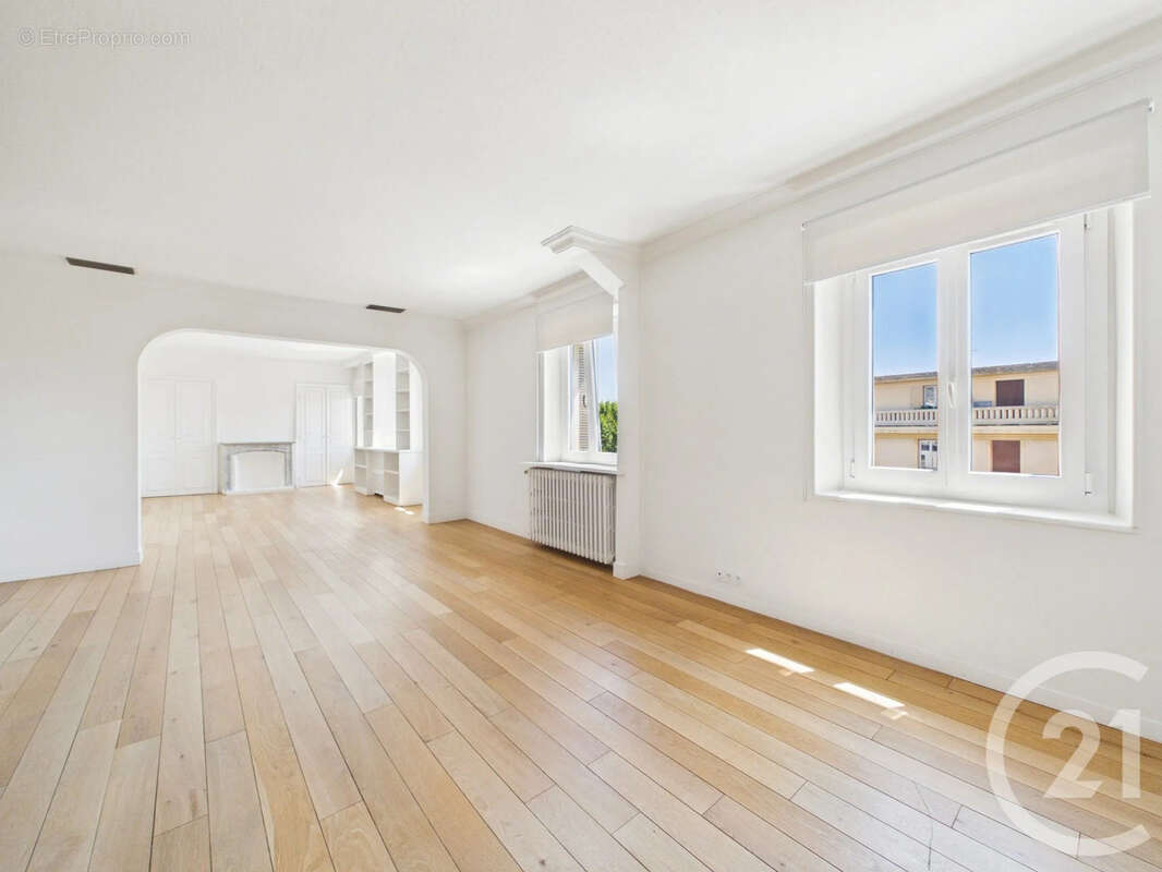 Appartement 179 m² à Nice  - photo 2