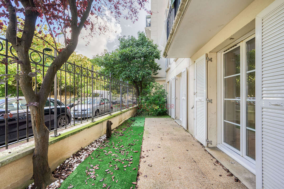 Appartement à SURESNES