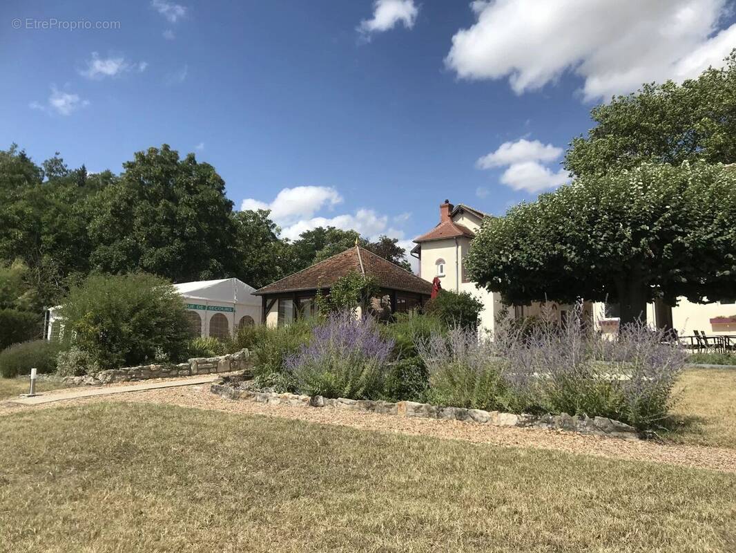 Maison à POUILLY-SUR-LOIRE