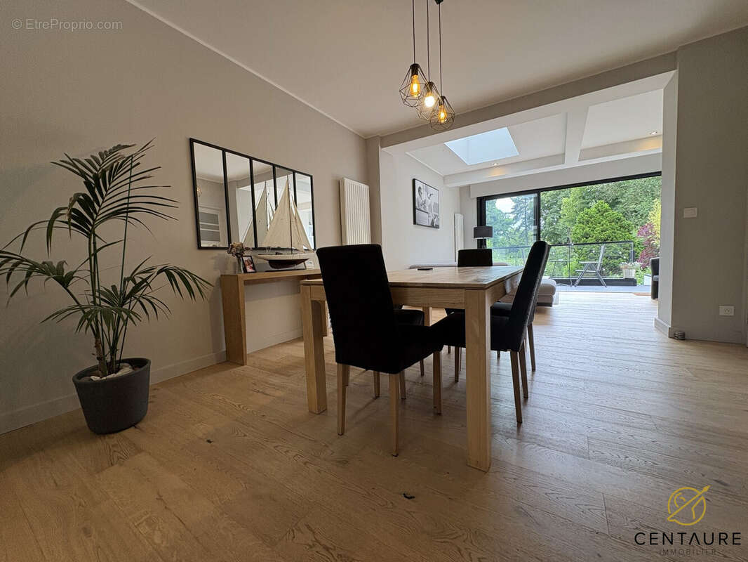 Maison 143 m² à Lambersart  - photo 2