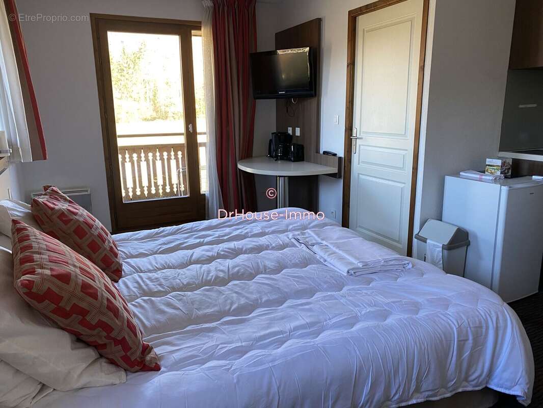 Appartement à MORILLON