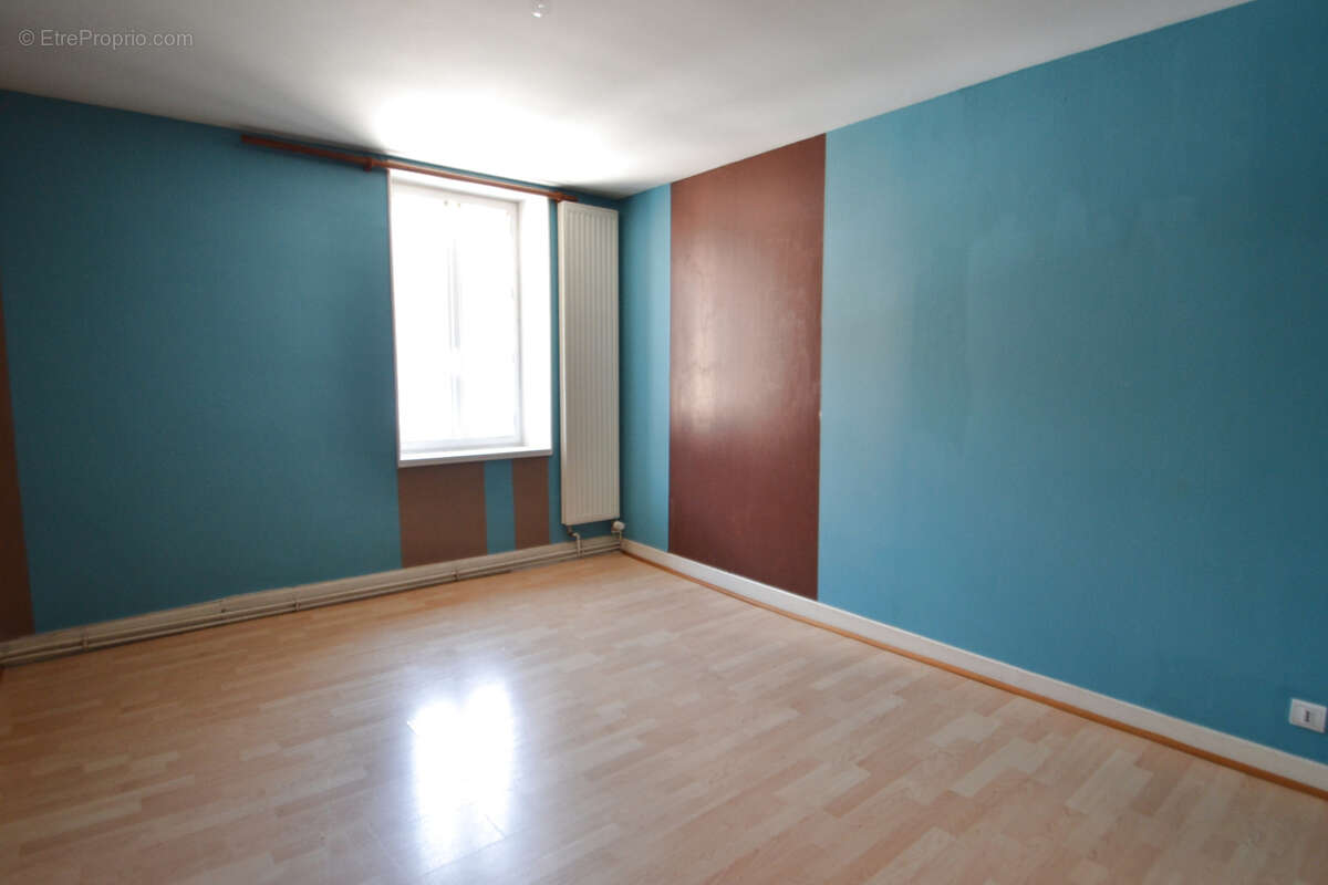 EFFIAT, axe Vichy-RIOM, maison T3 - photo 6