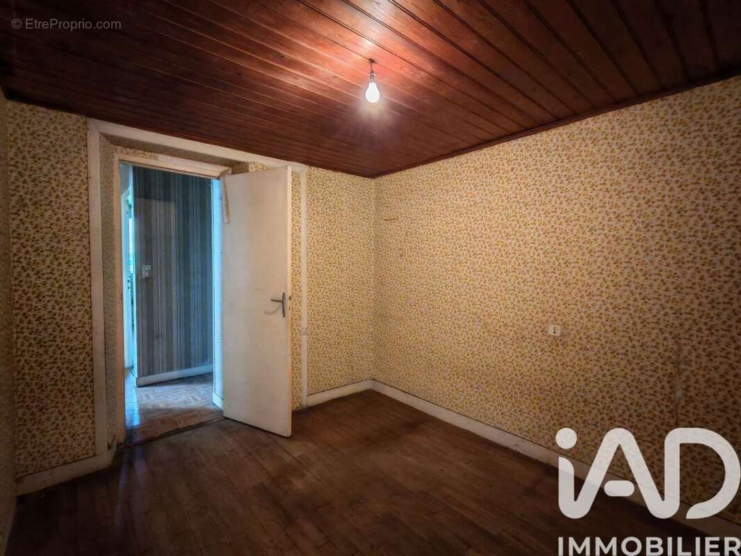 Photo 6 - Maison à GUILLAC