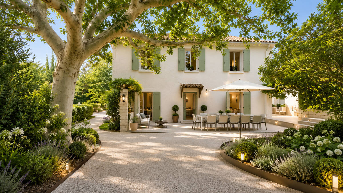 Maison à LE CASTELLET