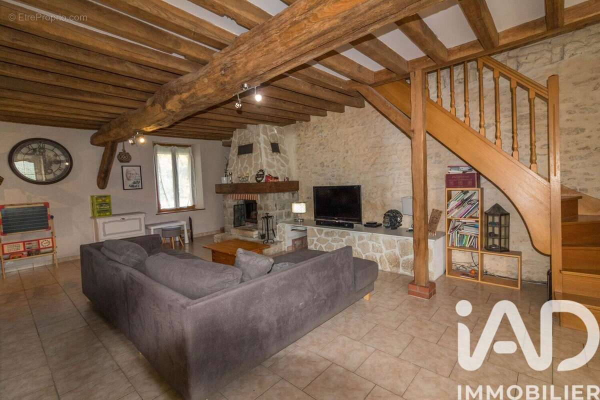 Photo 3 - Maison à SAINTE-GENEVIEVE-DES-BOIS