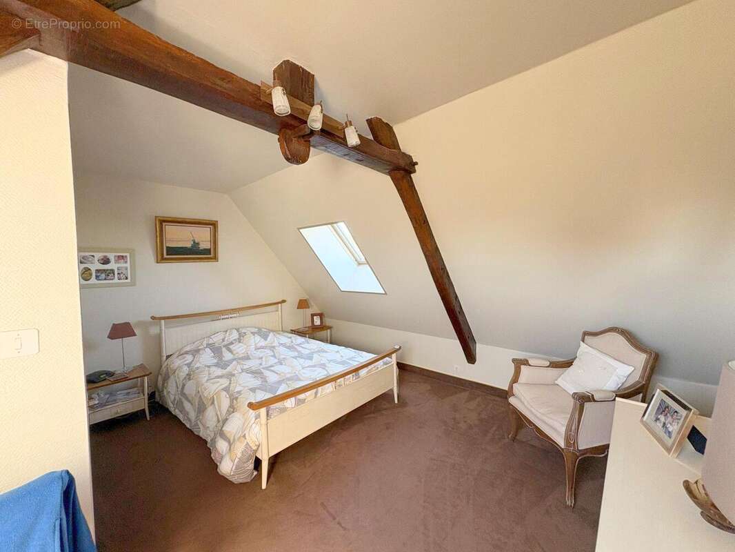 Maison 162 m² à Brehal  - photo 9