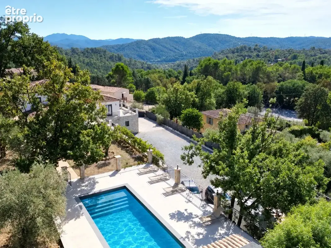 Villa moderne 275 m² avec studio et 3 garages  - Montauroux - photo 3