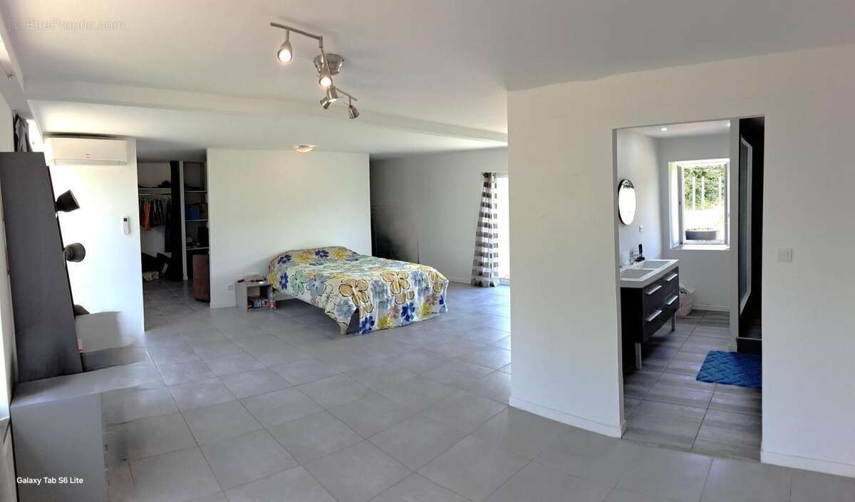 Maison à DOL-DE-BRETAGNE