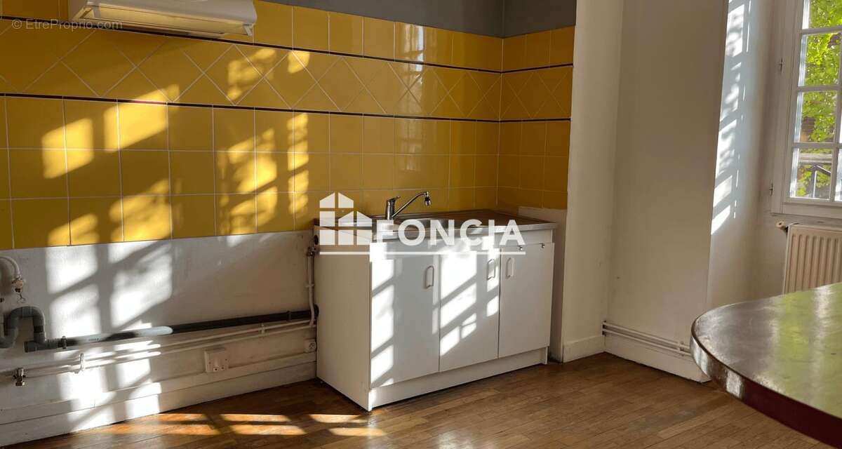 Appartement à LA FERE