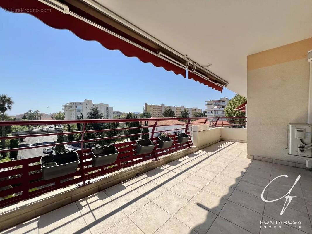 Appartement à FREJUS