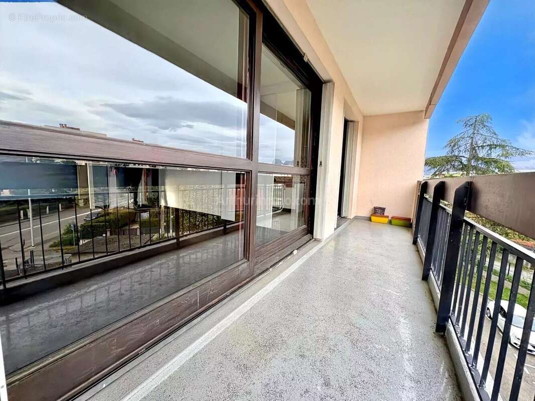 Appartement à ECHIROLLES