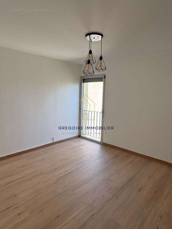 Appartement à PERTUIS