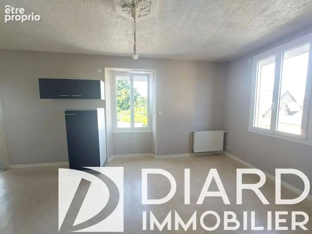 Maison 126 m² - Double garage + hangar - photo 4