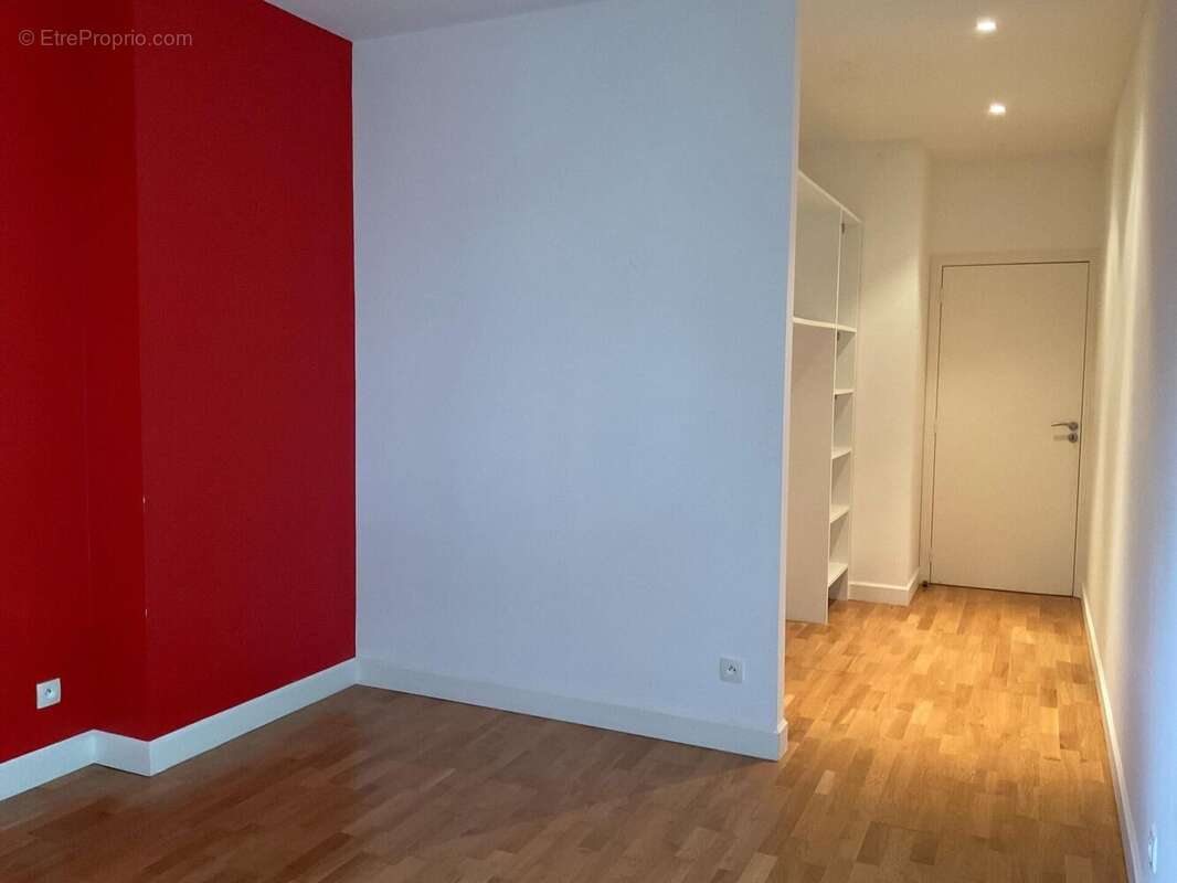 Appartement 164 m² à Buxerolles  - photo 5