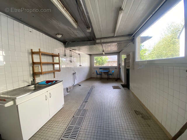 Maison d'habitation avec ancien local commercial - photo 23