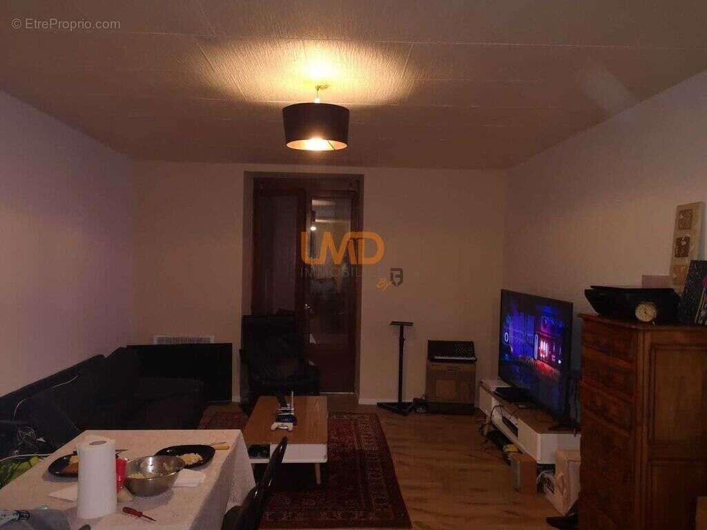 Appartement à DECAZEVILLE