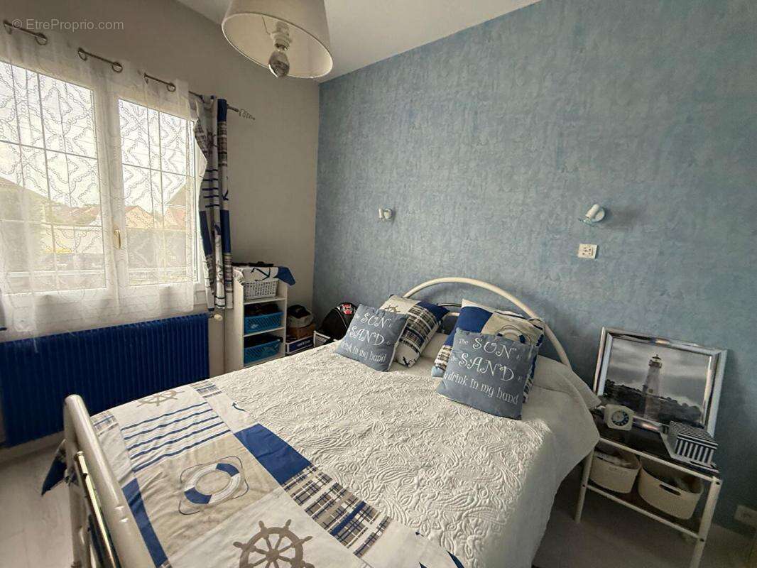 Maison à VARENNES-VAUZELLES