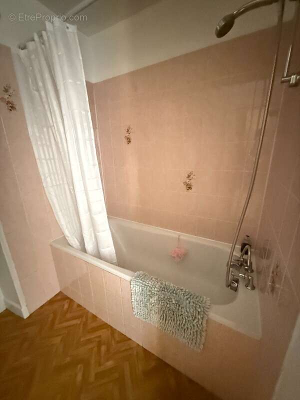 Maison à BUSSIERE-DUNOISE