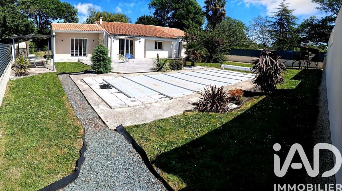 Photo 3 - Maison à SAINT-HIPPOLYTE
