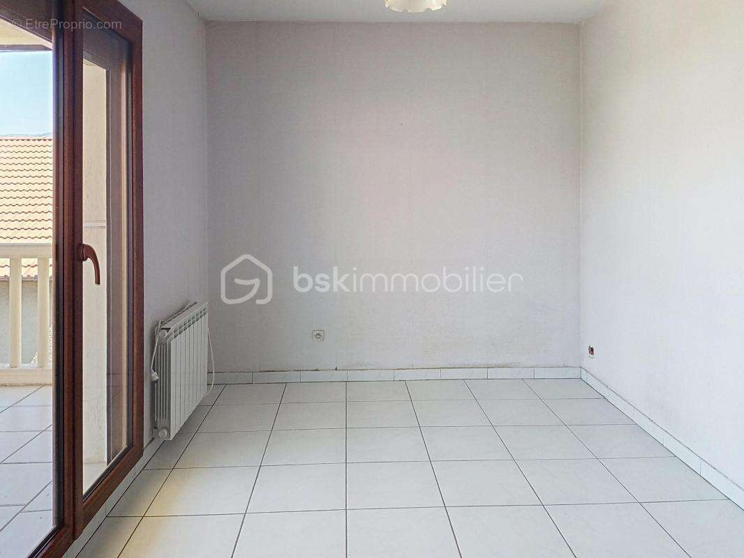 Maison familiale de 129 m² avec 4 chambres, terrain de 1 000 m² – Charnecles - photo 12