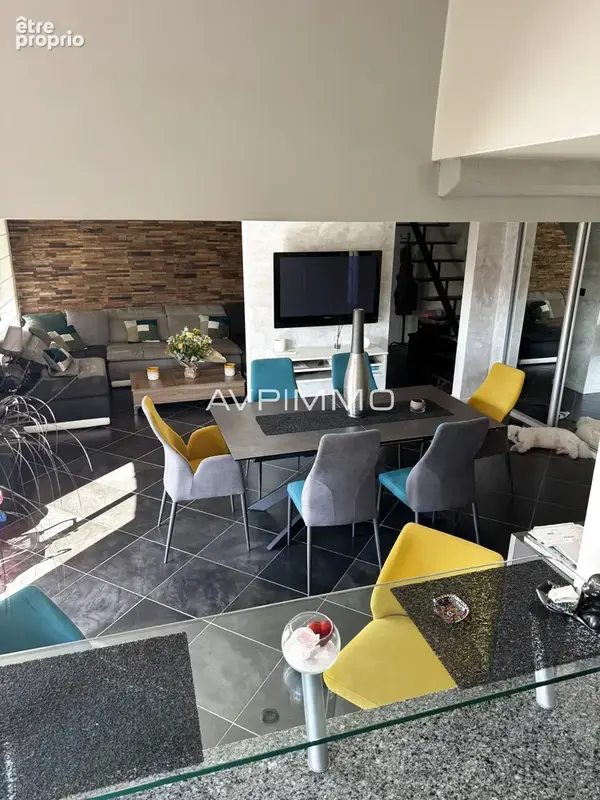 Rare à saint-cyr-sur-mer   duplex 148 m2 au cœur du village - photo 2