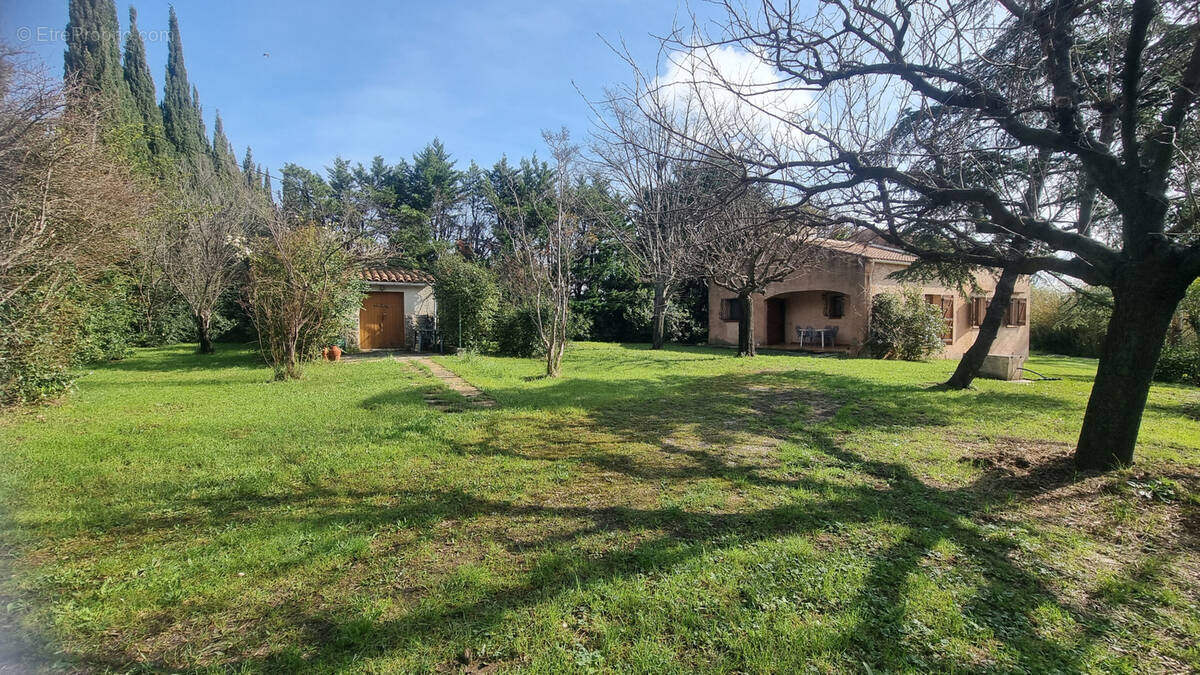 Maison à SOLLIES-PONT