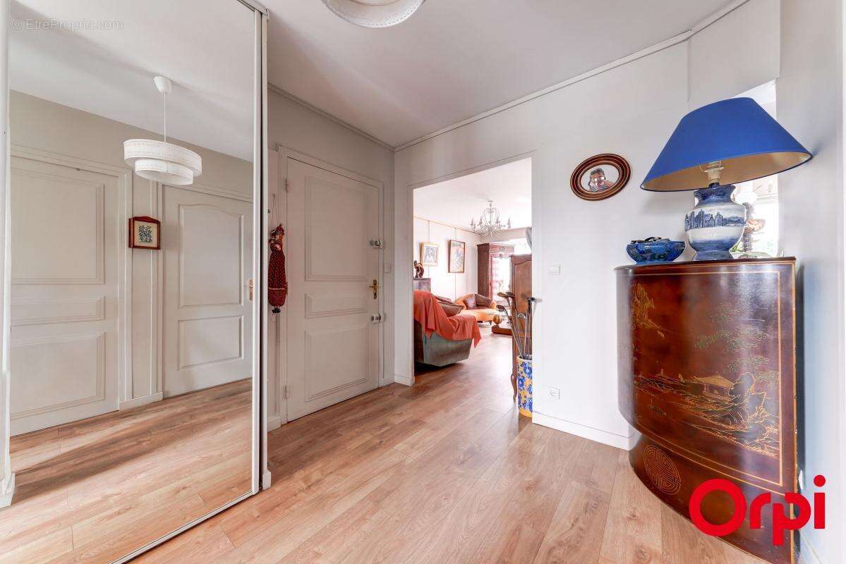 Appartement à VENISSIEUX