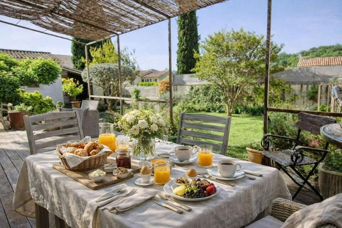 Photo 2 - Maison à MALEMORT-DU-COMTAT