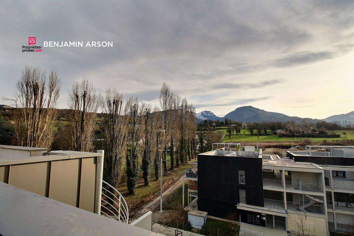 Appartement à COGNIN