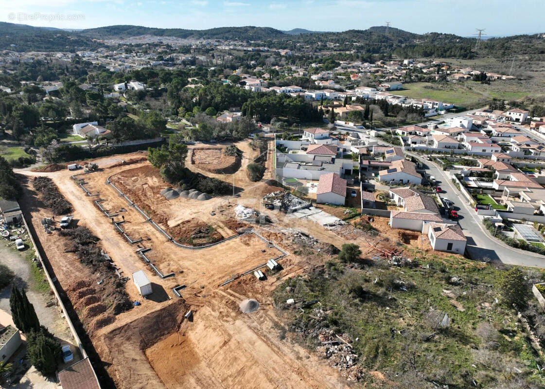 Terrain à NARBONNE