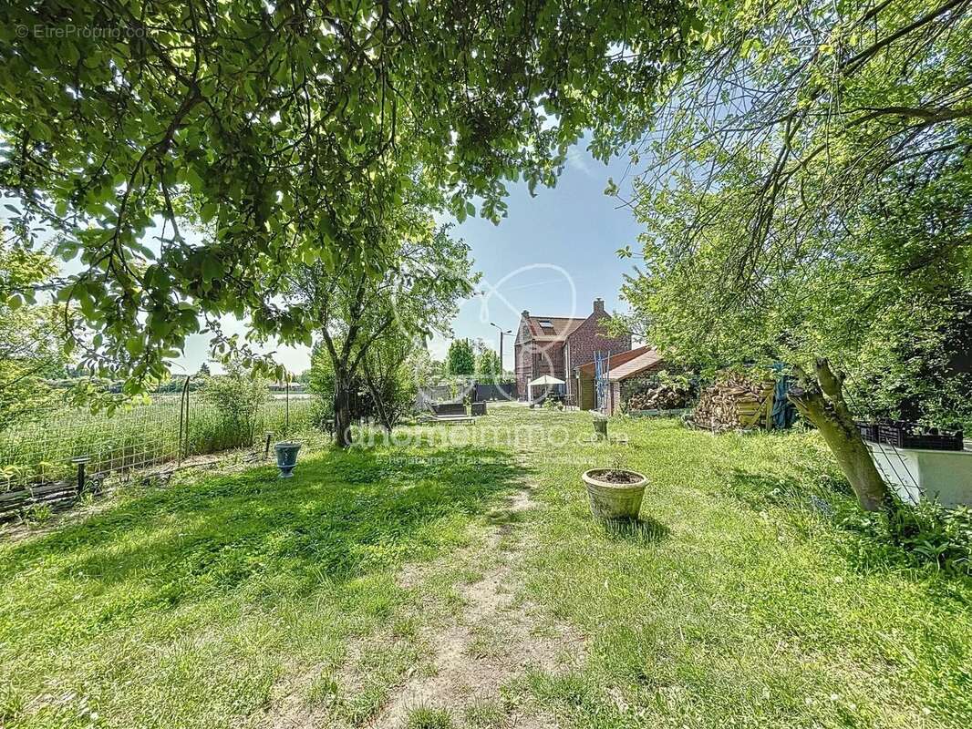 Maison à RAIMBEAUCOURT