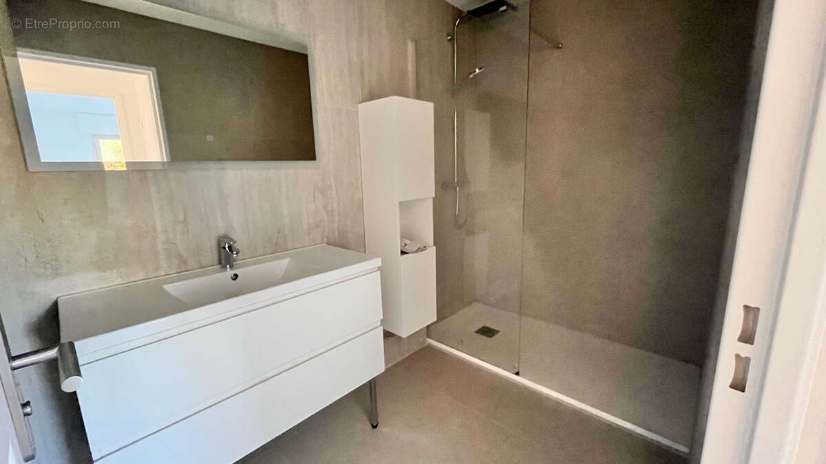 Appartement à CAGNES-SUR-MER