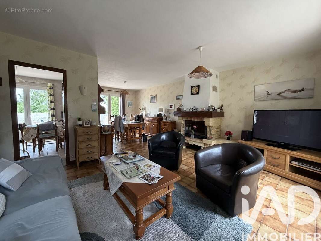 Photo 2 - Maison à LA JARRIE