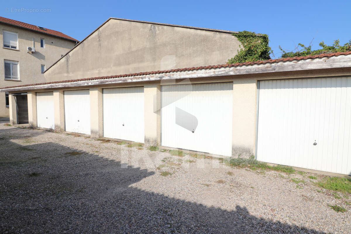Appartement centre St Rambert d'Albon 3 chambres 93 m2 avec garage - photo 10