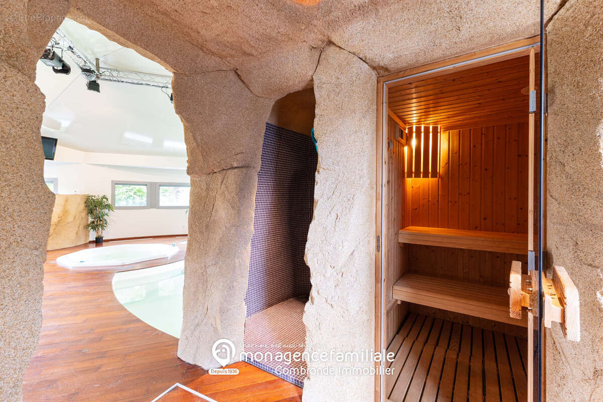 Grande villa 7 pièces sur 3000m2 de terrain - photo 6