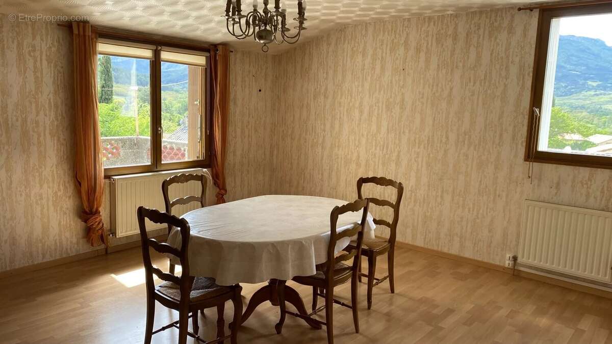 Maison à LUC-EN-DIOIS