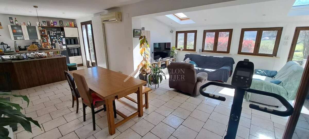 Maison à GEZONCOURT