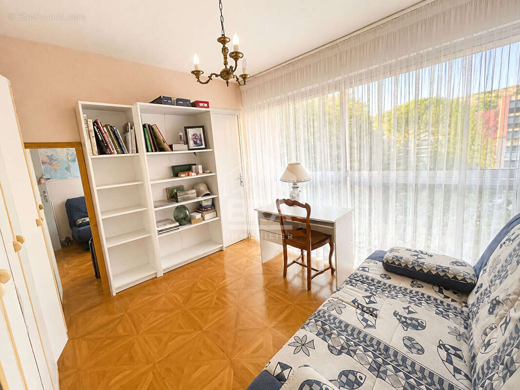 Appartement 71m² à les pennes-mirabeau - photo 5