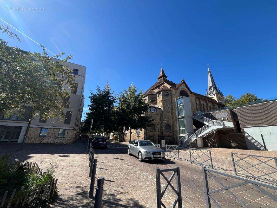 Appartement à CHAVILLE